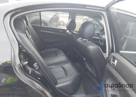 2015 Infiniti Q40 z USA, uszkodzony, nr VIN JN1CV6AR8FM524600